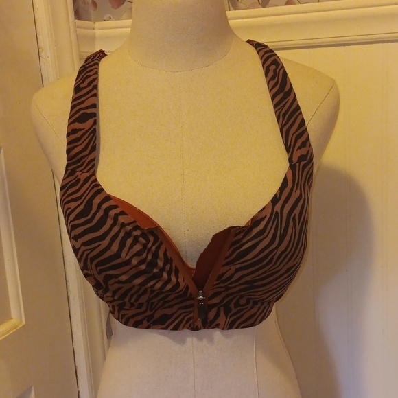 Victoria's Secret Knockout Uktra Max Sport Bra 34D - Picture 1 of 5